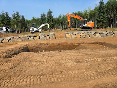 Callies Construction excavation team at work on a SW Washington job site
